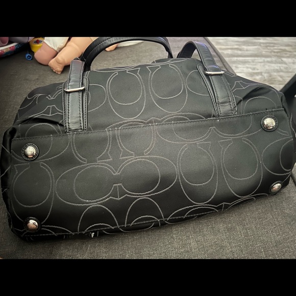 Coach Handbag - Picture 6 of 7